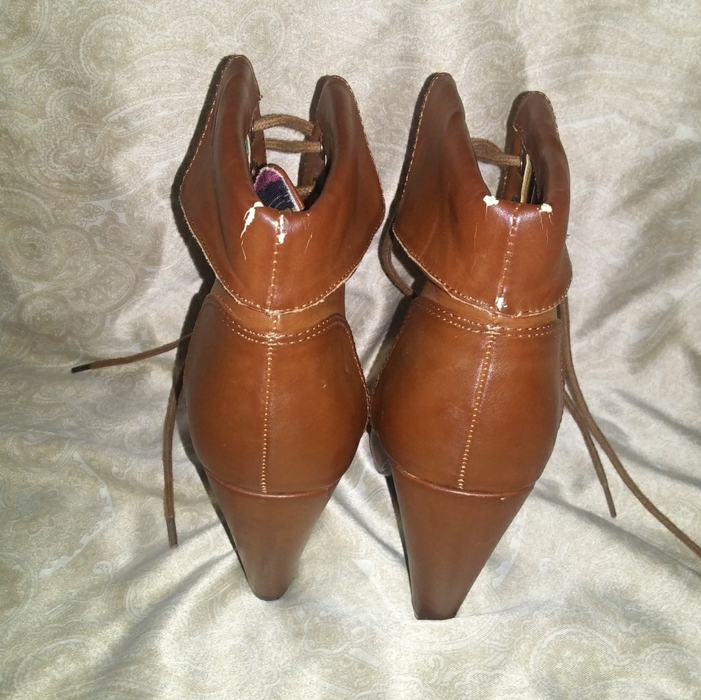 Dollhouse Lace up booties - Picture 3 of 4